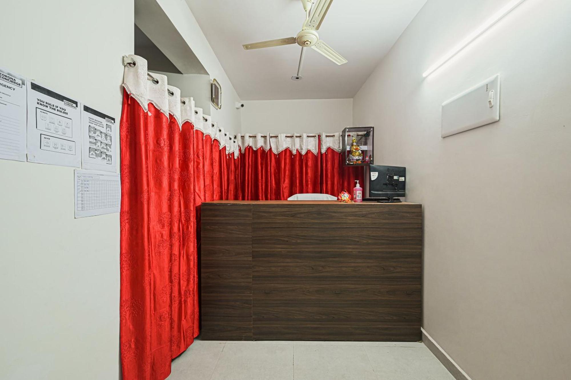 Hotel O Prateek A Residency بوهفانيشفار المظهر الخارجي الصورة